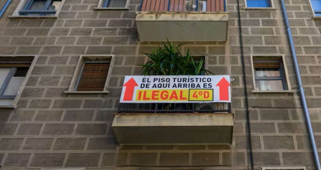 El Consell de Mallorca propone multas por valor de 1,36 millones de euros a dos edificios de Palma dedicados al alquiler turístico ilegal