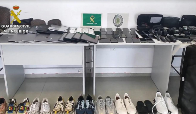 La Guardia Civil desarticula un grupo criminal dedicado al tráfico de drogas y robos en viviendas de lujo en la isla de Ibiza