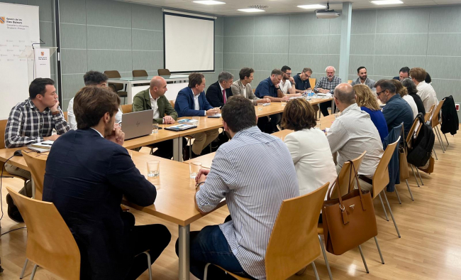 Primera reunión de trabajo para definir el trazado terrestre del segundo enlace entre la Península y Baleares
