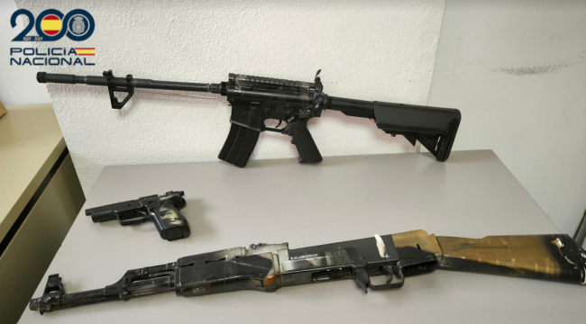 La Policía Nacional detiene a un hombre por amenazar con un arma a diversas personas en Palma