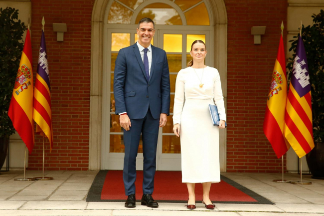 Prohens acuerda con Sánchez iniciar la negociación de un nuevo convenio de inversión ferroviaria en las Illes Balears