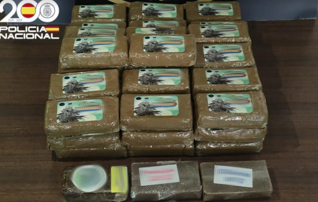 La Policía Nacional detiene a un joven al ser destinatario de un paquete con droga en Palma