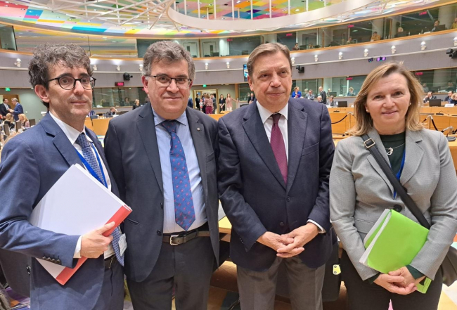 La Unión Europea llega a un acuerdo que permitiría a la flota de arrastre mantener los mismos días de pesca que los establecidos en 2024