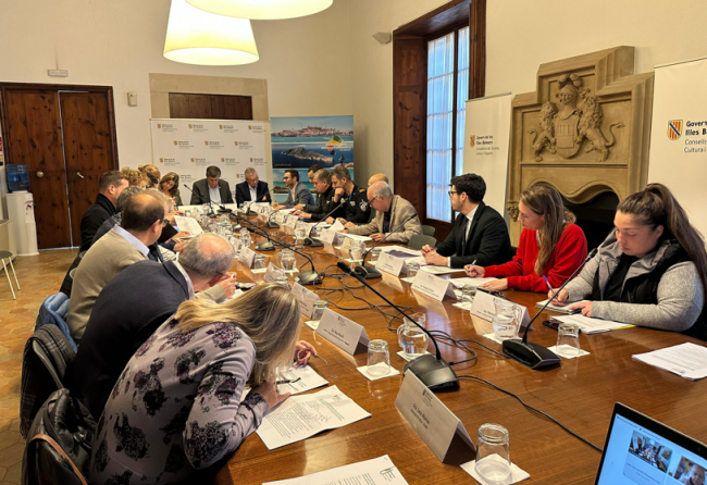 La nueva Comisión para el Fomento del Civismo en las Zonas Turísticas valora positivamente la temporada