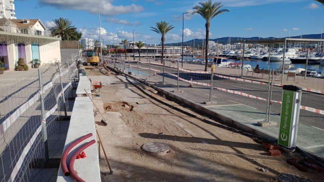 Arrancan las obras de sustitución de los pantalanes en el puerto de Sant Antoni de Portmany