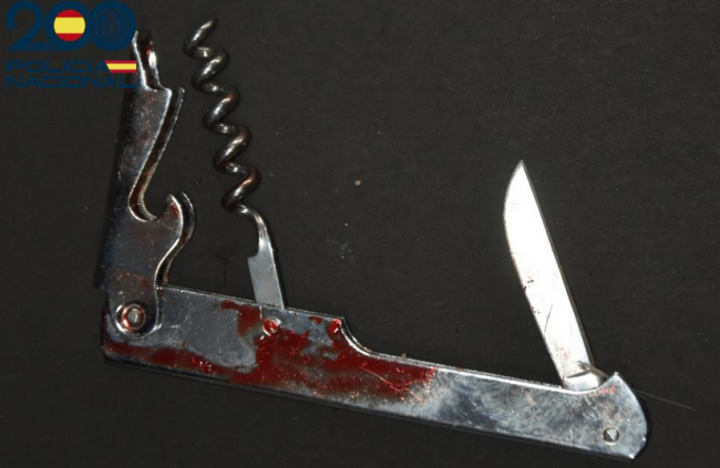 La Policía Nacional detiene a un joven que acababa de apuñalar con la cuchilla de un sacacorchos