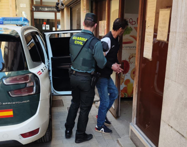 La Guardia Civil de Artà ha detenido un hombre por un delito de homicidio en grado de tentativa