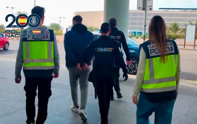La Policía Nacional de Manacor detiene a un fugitivo que estaba siendo buscado por la justicia desde el año 2018