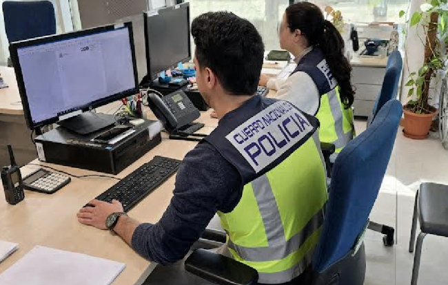 La Policía Nacional de Ibiza detiene a un hombre por descargarse archivos de contenido pedófilo