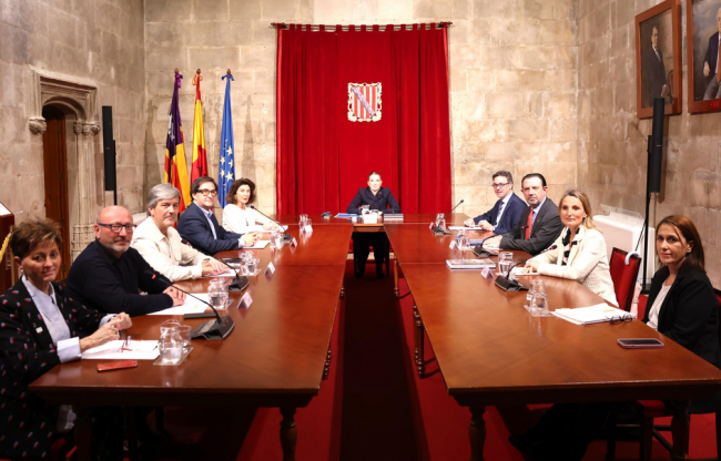 Prohens anuncia la aprobación de una declaración institucional de la Mesa de Diálogo Social 