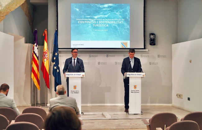 El Govern presenta las medidas de contención turística, de lucha contra la oferta ilegal y la adaptación del ITS a la estacionalidad de las Illes Balears
