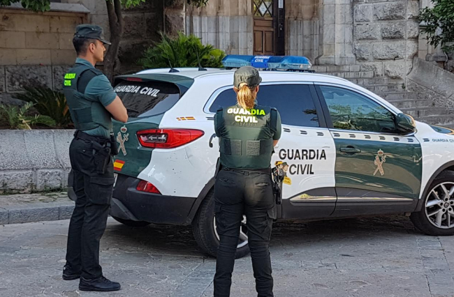 La Guardia Civil detiene a un hombre por estafar más de 1900 euros a un hotel en el Arenal de Llucmajor