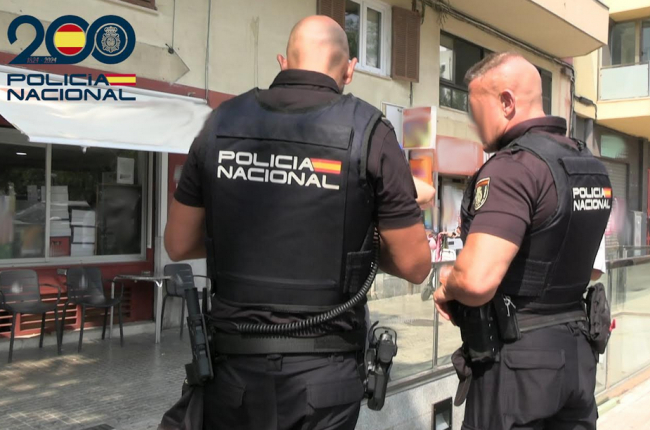 La Policía Nacional detiene a un hombre por agredir sexualmente a la hija de su pareja