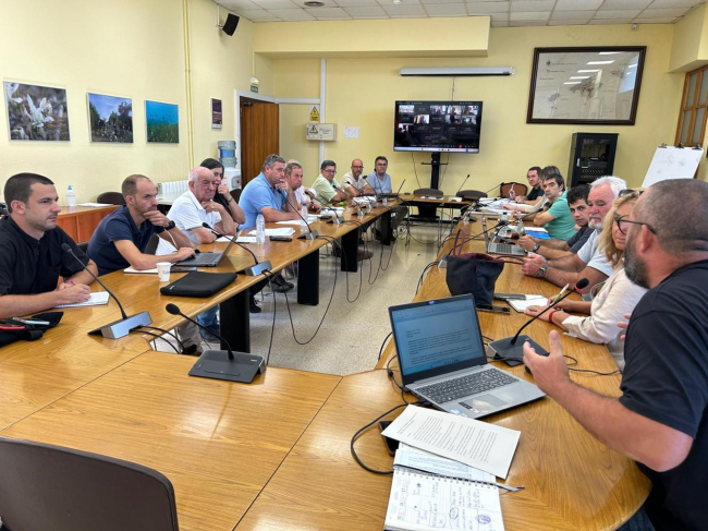 Agricultura expone al sector ganadero y a veterinarios las condiciones para afrontar la campaña de erradicación del serotipo 3 de la lengua azul 