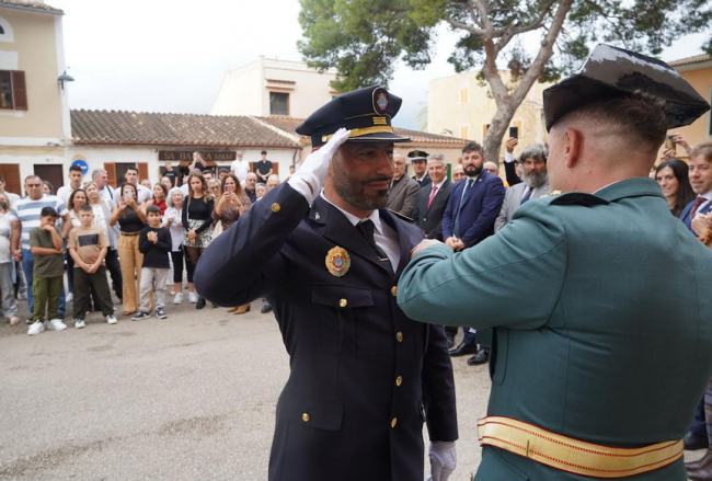 La Guardia Civil distingue al inspector jefe de la Policía Local de Marratxí con la Medalla al Mérito Policial 
