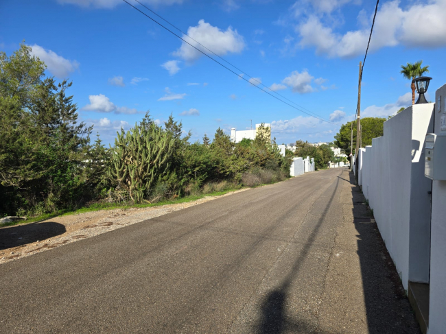 El IBAVI compra un solar de la SAREB en Sant Antoni de Portmany para construir 18 viviendas de protección pública