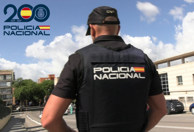 La Policía Nacional de Palma detiene a un varón por tratar de robar una cadena de oro a una persona mayor