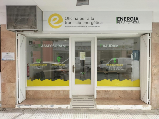 Las oficinas para la transición energética baten su récord de atención con cerca de 1.000 consultas en septiembre