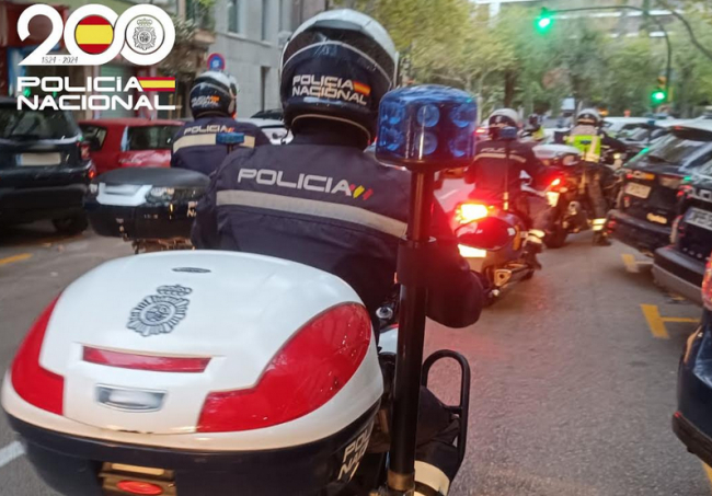 La Policía Nacional detiene en Palma a cuatro personas por pelearse en un domicilio y causarse diferentes lesiones