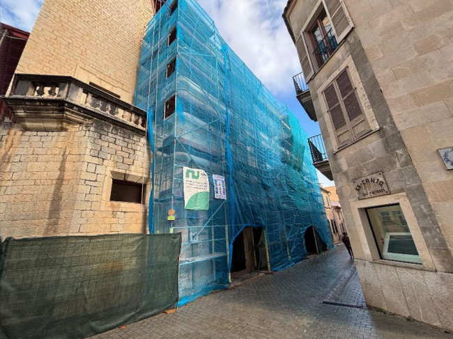 El Ayuntamiento de Alaró impulsa cerca de 227.000 € en inversiones extraordinarias para mejorar vías públicas y equipamientos municipales