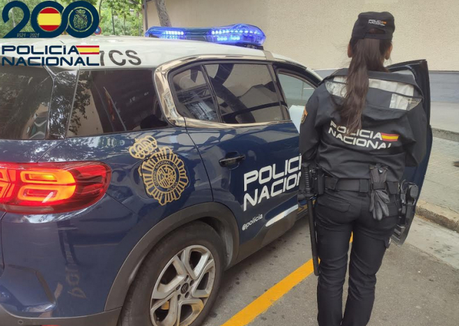 La Policía Nacional detiene a cinco jóvenes por tratar de acuchillar a otro y a su familiar