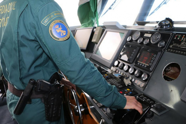 La Guardia Civil rescata a un Wingfoilista desaparecido en la bahía de Palma