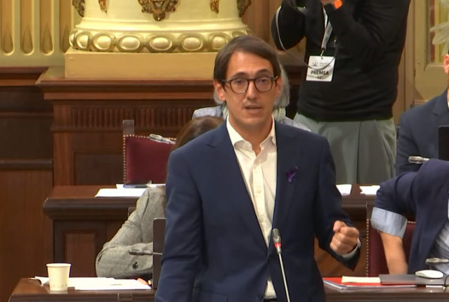 Negueruela reprocha a Prohens la inestabilidad de su Gobierno, con el bloqueo en el Parlament y la incapacidad para ejecutar 640 millones del presupuesto