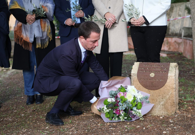 El Consell de Mallorca hace resonar en Raixa los nombres de las 41 mujeres asesinadas por violencia machista