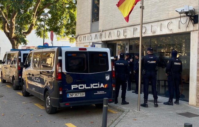 La Policía Nacional de Manacor detiene a tres varones por facilitar contratos fraudulentos de alquiler en viviendas del municipio 