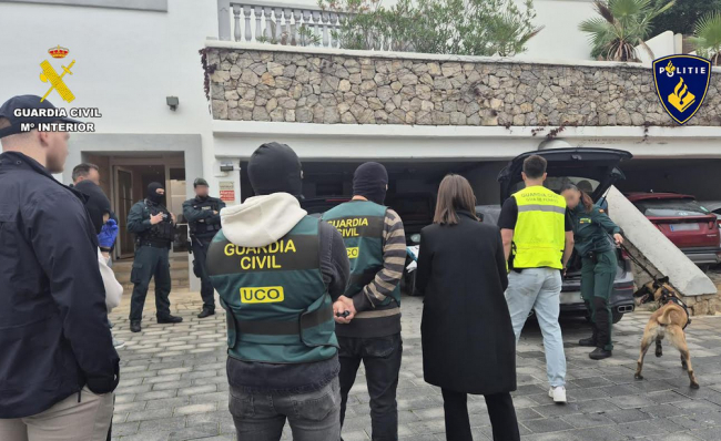 Detenidos tres miembros de una familia dedicada a realizar envíos internacionales de droga