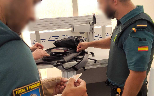 La Guardia Civil detiene en el Aeropuerto de Palma a un hombre por un delito de hurto