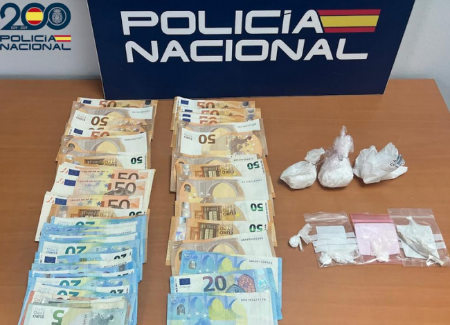 La Policía Nacional de Palma detiene a una mujer que utilizaba su vivienda como un punto de venta de drogas 