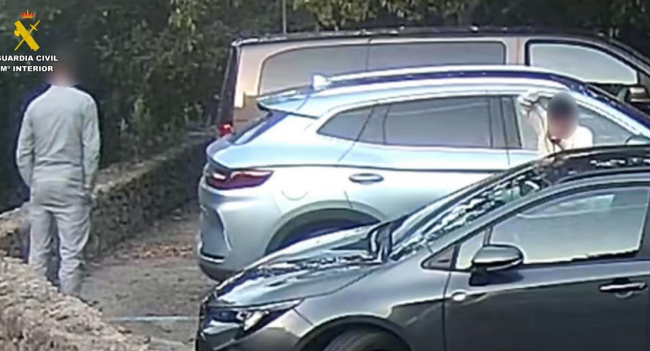 Detenidos cuatro hombres por robos con fuerza en interior de vehículos en la localidad de Escorca