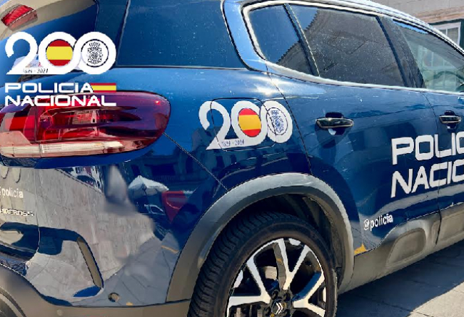 La Policía Nacional de Maó detiene a un varón por amenazar gravemente a dos ciudadanos