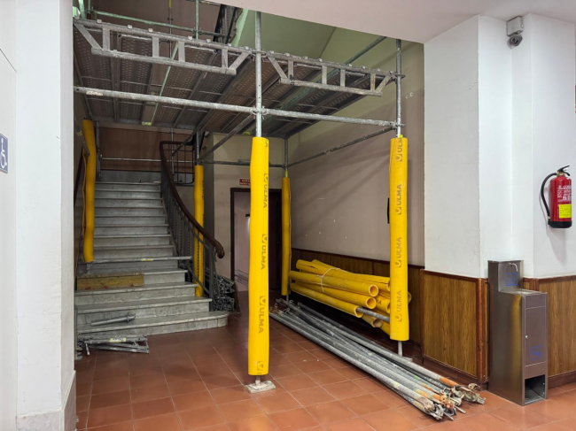 Educació comienza a apuntalar las escaleras del IES Joan Alcover que fueron clausuradas