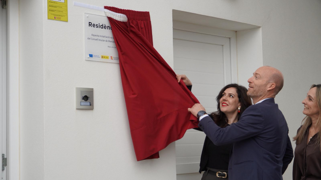 El Govern y el Consell de Menorca inauguran la residencia Trepucó III de Maó