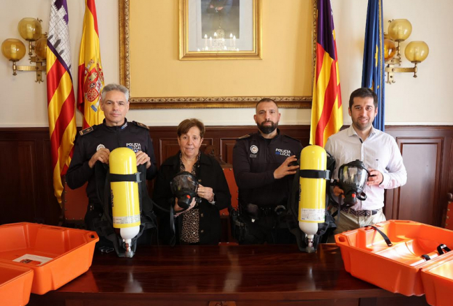 La Policia Local de Santanyí incorpora nous equips de respiració per a actuacions d'emergència