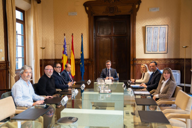 El Govern inicia la ronda de reuniones con los agentes sociales y los sectores económicos para analizar el impacto económico en las Illes Balears del conflicto bélico en Oriente Medio