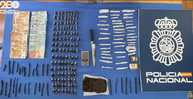 La Policía Nacional detiene a un varón que utilizaba su vivienda como punto de venta de drogas 