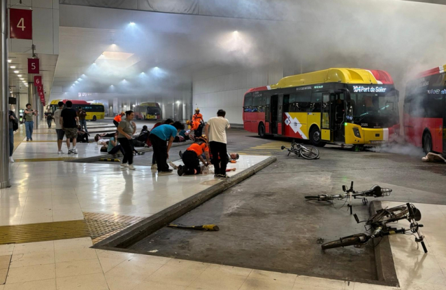 Un simulacro de accidente con 33 víctimas y más de 180 efectivos pone a prueba la respuesta ante emergencias en la estación Intermodal de Palma