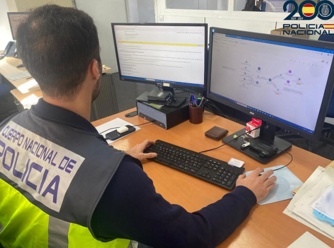 La Policía Nacional identifica a una organización criminal que operaba mediante una red de mulas financieras