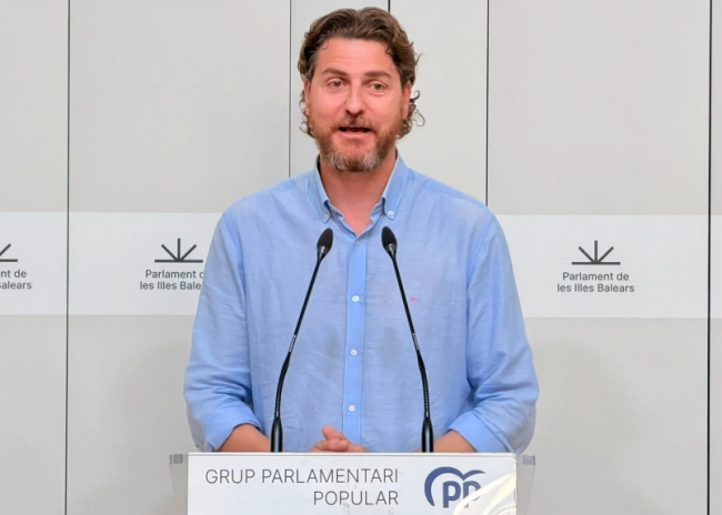 El Parlament balear aprueba la iniciativa del PP para pedir que Sánchez convoque elecciones