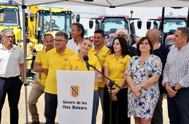La presidenta Prohens presenta los equipos y medios para hacer frente a los incendios forestales, con la incorporación de drones de alta tecnología al operativo