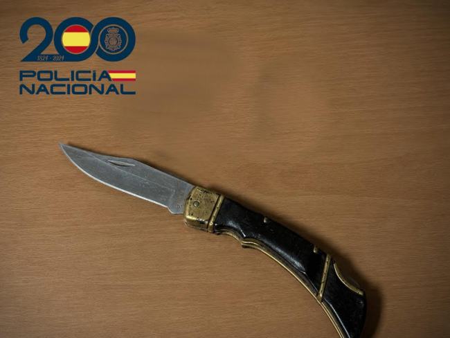 La Policía Nacional detiene en Ibiza a un hombre por amenazar con un cuchillo a un varón
