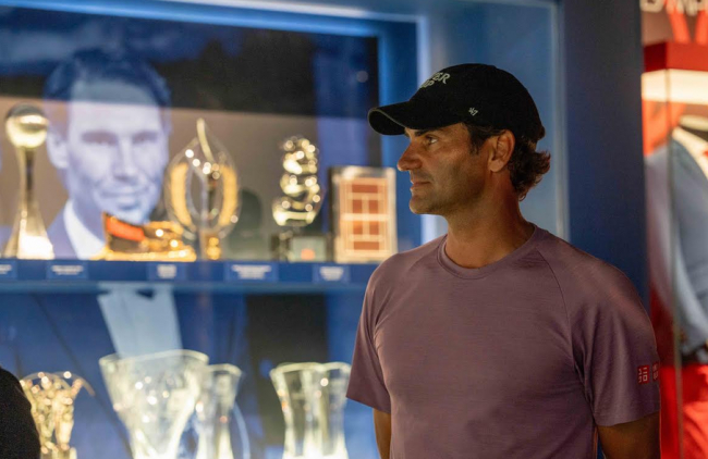 Roger Federer visita el nuevo Rafa Nadal Museum en Mallorca
