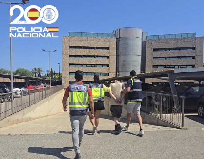 La Policía Nacional detiene en Ibiza a un varón por agredir sexualmente a una joven y retenerla en su vivienda