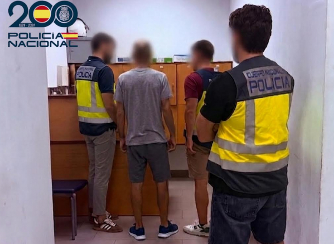 La Policía Nacional detiene a un hombre por 68 robos en aparcamientos comunitarios