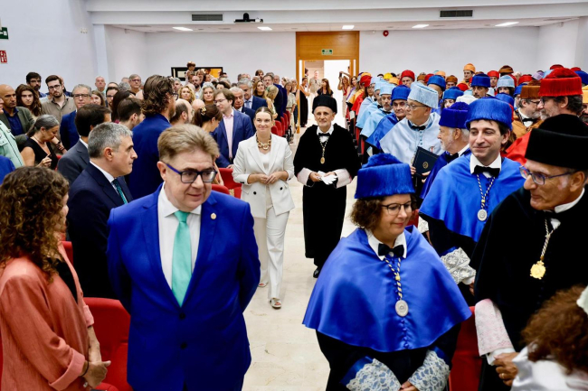 La presidenta Prohens reafirma el compromiso del Govern con la UIB, que cuenta con el presupuesto más alto de su historia