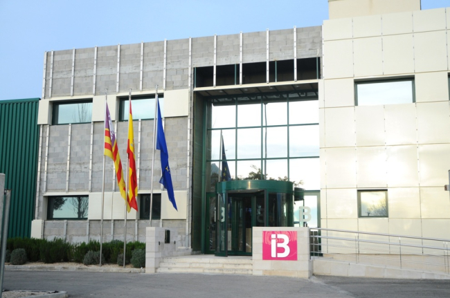 El PSIB-PSOE denuncia que IB3 está a disposición de los intereses del PP y emite un reportaje sobre empleo sin abordar los problemas reales de acceso a la vivienda