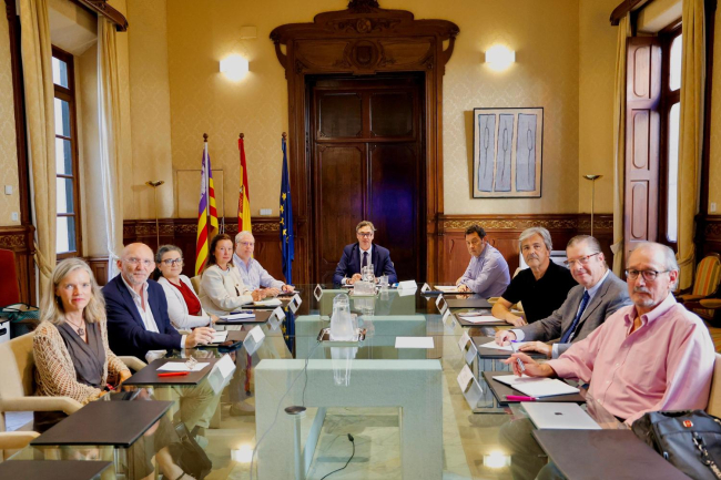 El Govern inicia una nueva ronda de reuniones con los agentes sociales y los sectores económicos para analizar la situación económica derivada del aumento de la inflación